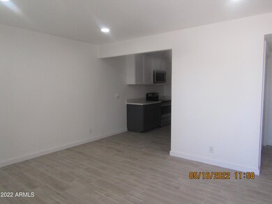 4920 E Holly St unit 4, Phoenix, AZ 85008 - photo 4