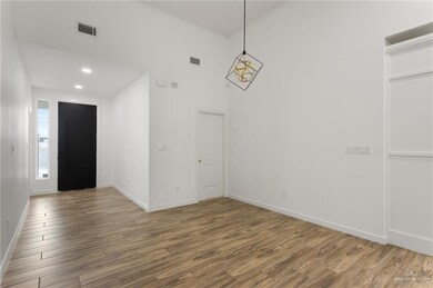 3508 New Frontier Dr, Edinburg, TX 78541 - photo 3