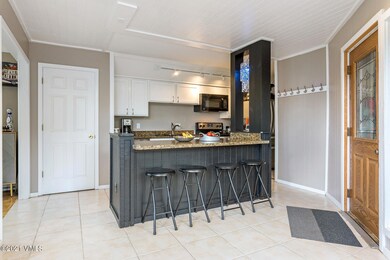 16 EagleVail Road B1-006-007-Kitchen-MLS