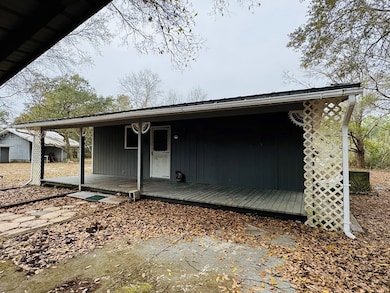 2037 Lighthouse Rd, Carrabelle, FL 32322 - photo 3