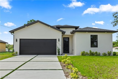 6010 Acorn Cir, Labelle, FL 33935 - photo 3