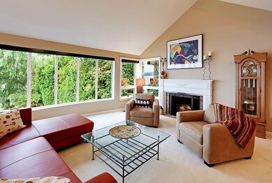 7617 W Mercer Way, Mercer Island, WA 98040 - photo 5