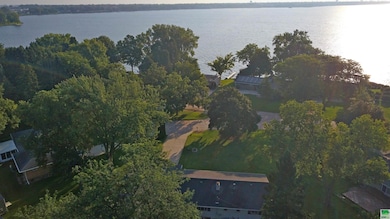 712 Winthrop Cir, Storm Lake, IA 50588 - photo 2