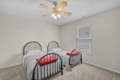 908 Springwater Rd, Kokomo, IN 46902 - photo 5