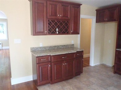 527 Baker St, West Roxbury, MA 02132 - photo 7