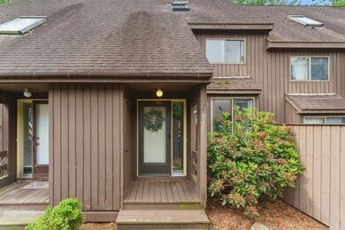 27 Silverton Dr unit U74, Nashua, NH 03062 - photo 6