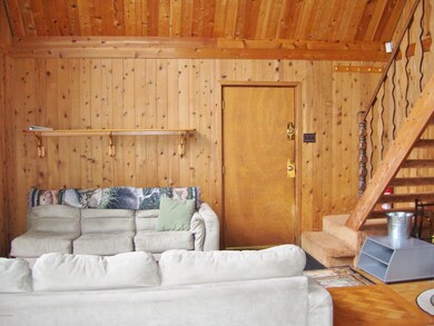 1076 Red Hawk Dr, Lake Ariel, PA 18436 - photo 7