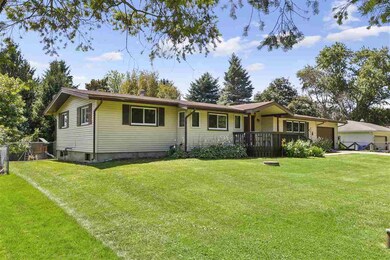 5255 W Netherwood Rd, Oregon, WI 53575 - photo 3