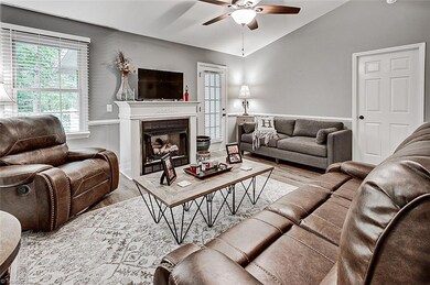 350 Stowe Ave unit 802, Asheboro, NC 27203 - photo 4