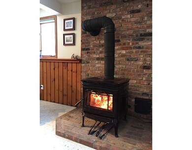 39 Emily Ln, Amherst, MA 01002 - photo 4