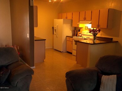 1 Kitchen_2052 W