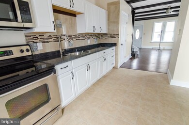 2818 Moyers Ln, Reading, PA 19605 - photo 7