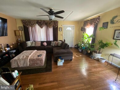 1120 Booker Dr, Capitol Heights, MD 20743 - photo 5