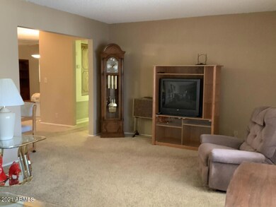 LIVING ROOM - 2