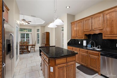 2806 Leslie St, Edinburg, TX 78539 - photo 6