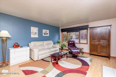 06-Living Room 20220901-DW-3578-Edit