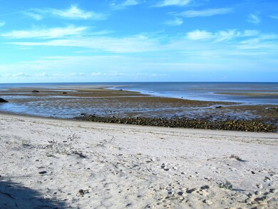 Den-Robin Beach