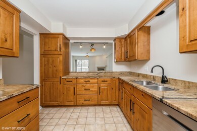 Kitchen with Breakfast Bar