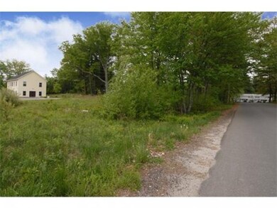 6 Mohawk Dr, Londonderry, NH 03053 - photo 4