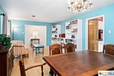 611 Dale St, San Marcos, TX 78666 - photo 4