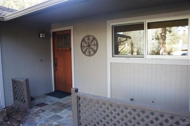 20755 Canterbury Ct, Bend, OR 97702 - photo 2