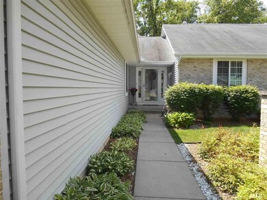 18440 Geary Ct, South Bend, IN 46637 - photo 2