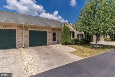 12993 Little Hayden Cir, Hagerstown, MD 21742 - photo 2