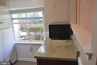 29 Dennis Ct, Hightstown, NJ 08520 - photo 6