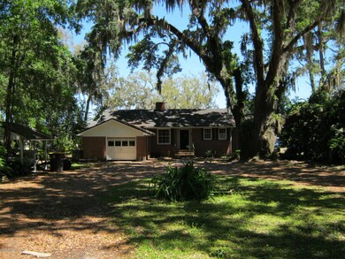 4525 Ortega Farms Cir, Jacksonville, FL 32210 - photo 2