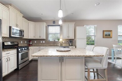 5107 Oakline View Dr, Lithia, FL 33547 - photo 2