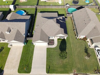 9049 S 253rd East Ave, Broken Arrow, OK 74014 - photo 2