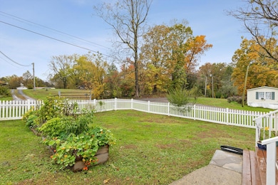 468 Grayson Way, Signal Mountain, TN 37377 - photo 3