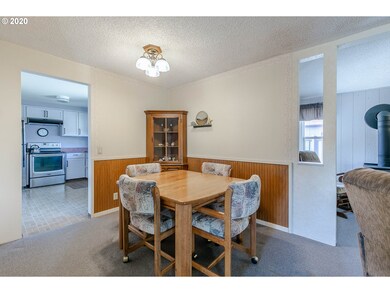 376 van Duyn St, Eugene, OR 97401 - photo 7