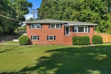 803 Lichfield Rd, Columbus, GA 31904 - photo 3