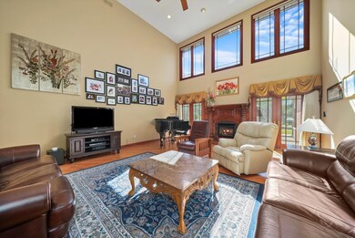 3057 E Lakeview Dr, Crete, IL 60417 - photo 5