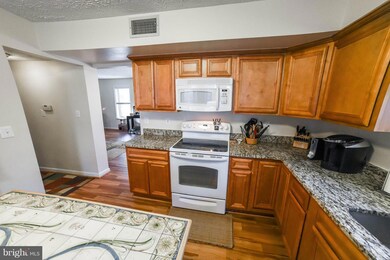 23317 Holly Hill Ln, California, MD 20619 - photo 6