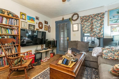 621 W 12th St, Bloomington, IN 47404 - photo 2