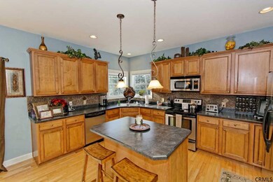 16 Lenca Ct, Gansevoort, NY 12831 - photo 7