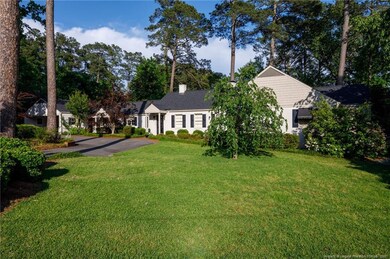 1811 Lakeshore Dr, Fayetteville, NC 28305 - photo 2