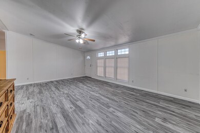 373 Kelly Brook Cir, Weatherford, TX 76087 - photo 4