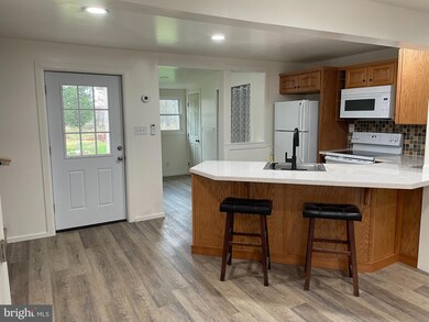 14 Barto Rd, Barto, PA 19504 - photo 2