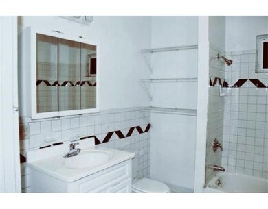 18 Magnolia Square unit 1, Dorchester, MA 02125 - photo 4