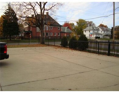 Parking Lot/Garage.
