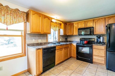 89 Circle Dr, West Springfield, MA 01089 - photo 7