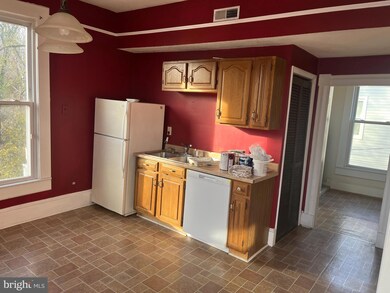125 S Main St unit APARTMENT 1, Edinburg, VA 22824 - photo 5