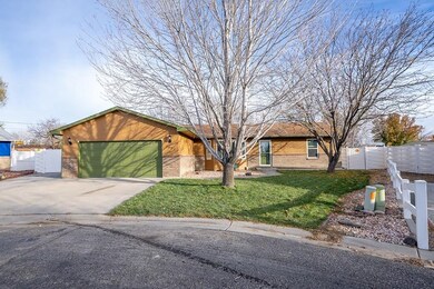 2927 Sapphire Ct, Grand Junction, CO 81504 - photo 2