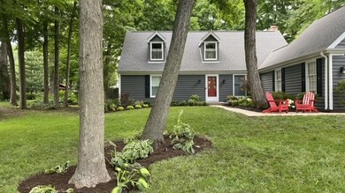 4308 Oaksbury Ln, Rolling Meadows, IL 60008 - photo 3