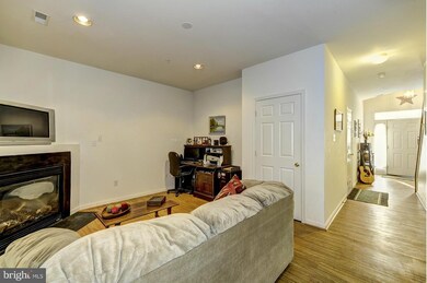 2565 Vireo Ct, Odenton, MD 21113 - photo 6