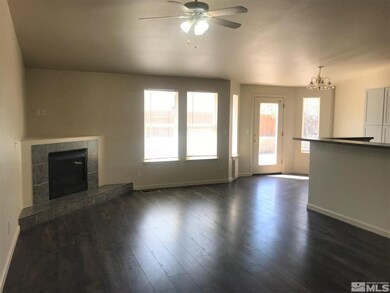 1523 Wrangler Ln, Fernley, NV 89408 - photo 3