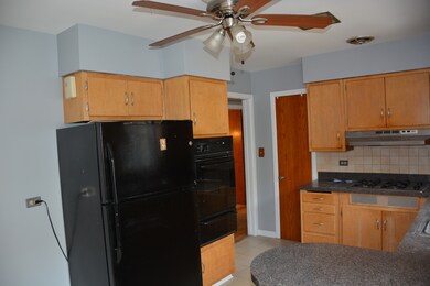6251 N Mozart St unit 2, Chicago, IL 60659 - photo 4